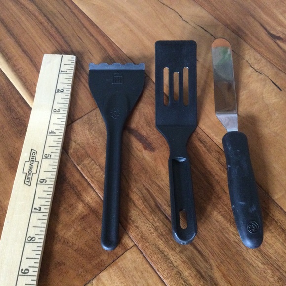 ✔️ Pampered Chef Trio Grill Pan Scrapper, Mini Spatula, Icing Spreader Spatula - Picture 2 of 2